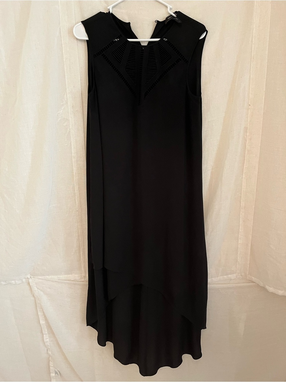 BCBGMaxAzria Black Sleeveless Midi Dress with Geometric Cutout Yoke